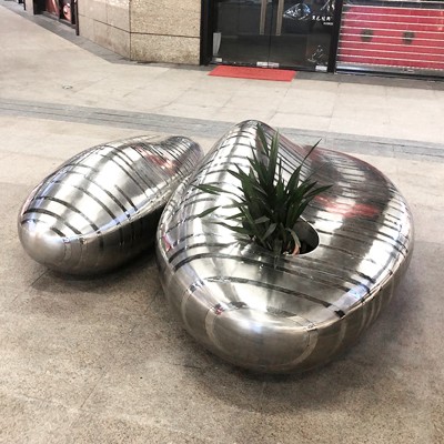 不锈钢鹅卵石坐凳