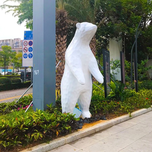北极熊切面玻璃钢雕塑户外景观广场公园雕塑 北极熊切面玻璃钢雕塑户外景观广场公园雕塑