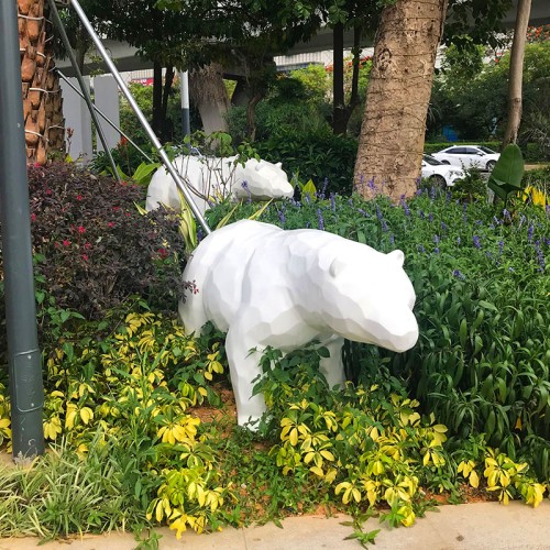 北极熊切面玻璃钢雕塑户外景观广场公园雕塑 北极熊切面玻璃钢雕塑户外景观广场公园雕塑