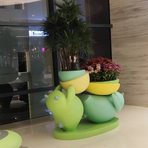 小熊系列玻璃钢美陈花盆 小熊系列玻璃钢美陈花盆