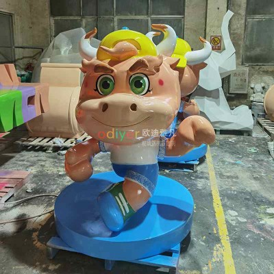 玻璃钢牛雕塑卡通公仔美陈摆件