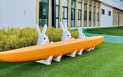 江西省新余福利院定制一批玻璃钢兔子造型胡萝卜卡通坐凳