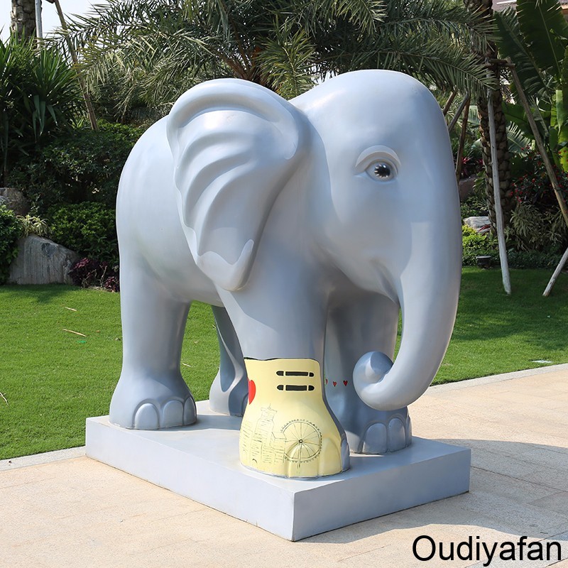 为什么很多地方喜欢放大象玻璃钢雕塑?