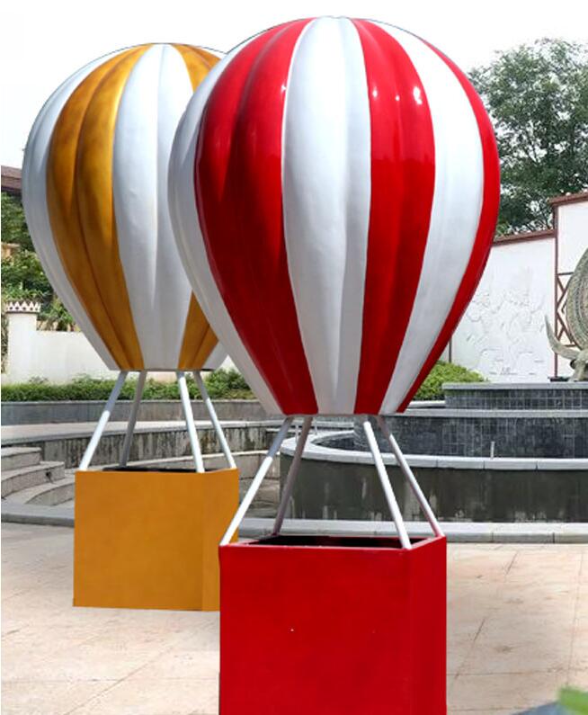 玻璃钢热气球雕塑，商业街游乐园美陈摆件!