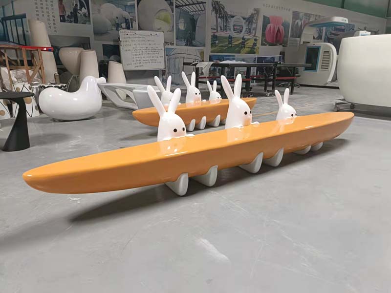 江西省新余福利院定制一批玻璃钢兔子造型胡萝卜卡通坐凳