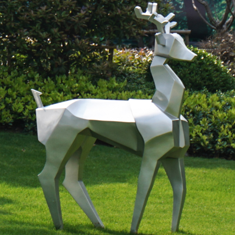 不锈钢鹿雕塑景观玻璃钢长颈鹿摆件